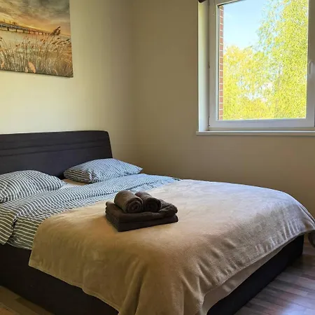 Forest Free Parking Apartment