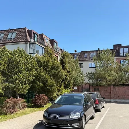 Forest Free Parking Apartment